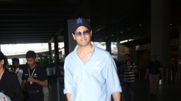 Photos: Sidharth Malhotra snapped at the airport