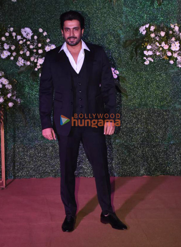 photos sonnalli seygall and ashesh sajnanis wedding reception 258 3