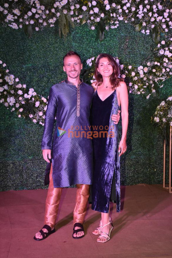 photos sonnalli seygall and ashesh sajnanis wedding reception 445 4