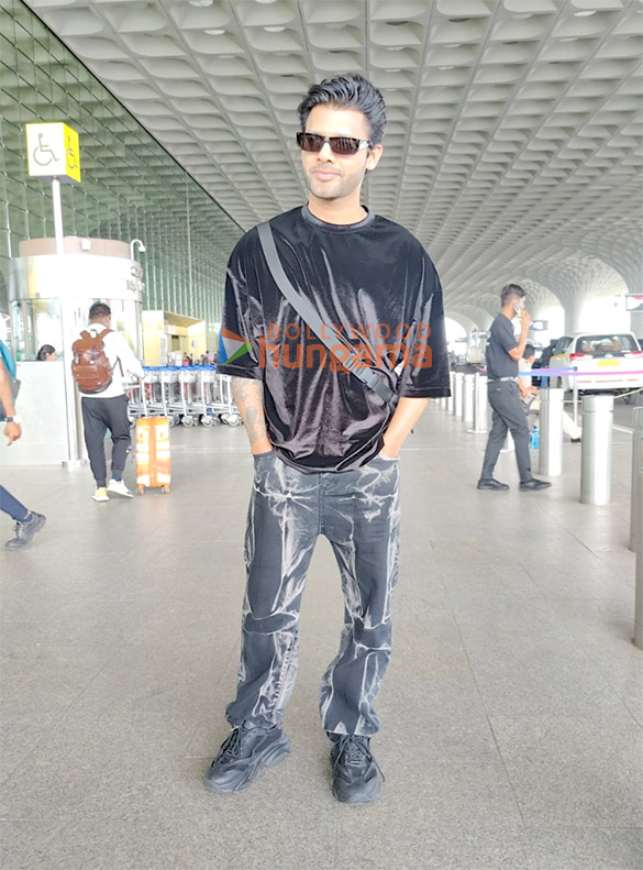 photos sunny leone rakul preet singh karishma tanna and others snapped at the airport 3