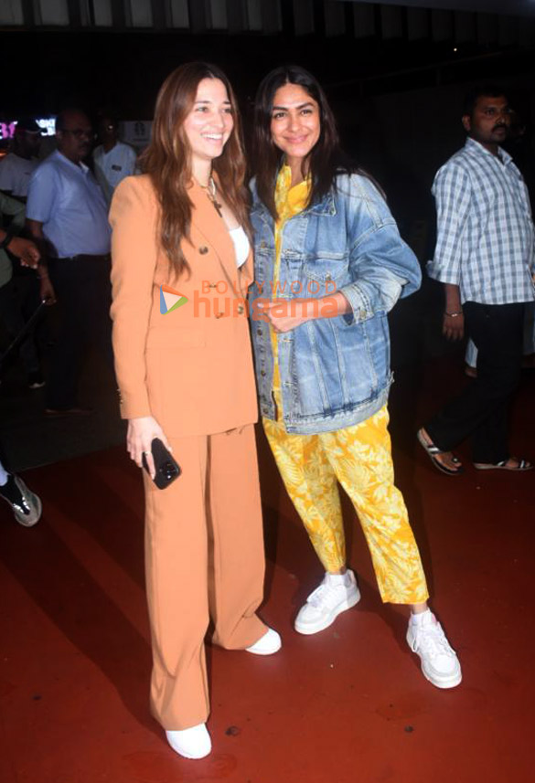 photos tamannaah bhatia and mrunal thakur snapped at the airport 3
