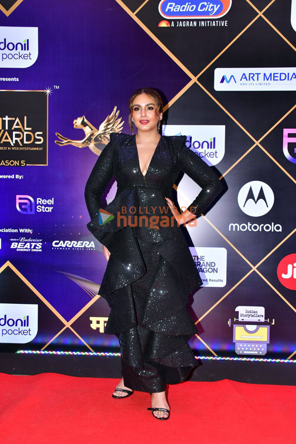 photos urvashi rautela sharvari wagh dia mirza and others snapped at iwm buzz digital awards 20235 20