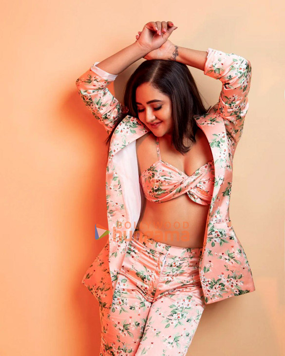 rashami desai 4 43