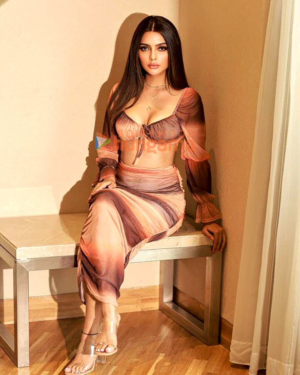 ruhi singh 3 57