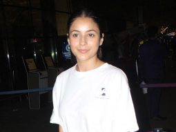 Shehnaaz Gill smiles for paps at the airport as she gets clicked