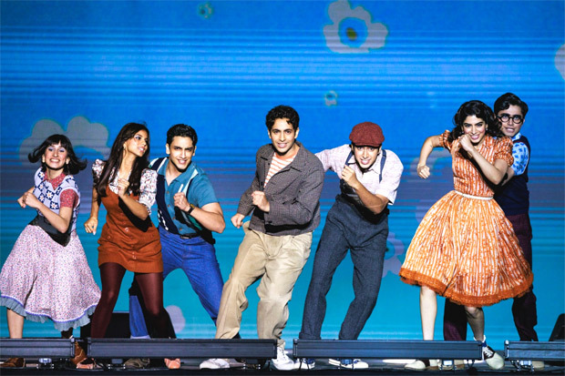 The Archies: Suhana Khan, Agastya Nanda, Khushi Kapoor and the entire cast perform ‘Sunoh’ for the first time at São Paulo in Brazil, watch video 