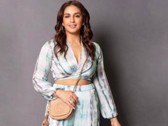 What’s In My Bag with Huma Qureshi | Fashion | Lifestyle | Bollywood Hungama What’s In My Bag with Huma Qureshi | Fashion | Lifestyle | Bollywood Hungama