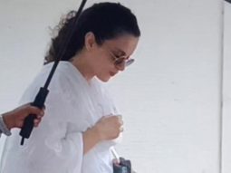 Beautiful! Kangana Ranaut gets clicked in a white salwar