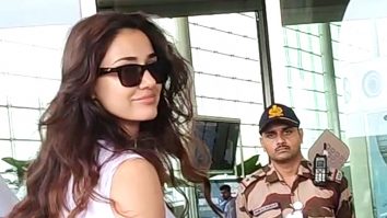 Disha Patani gets clicked at the airport by paps
