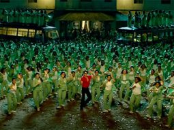 Jawan: Shah Rukh Khan dances with Sanya Malhotra, Priyamani and 1000 female dancers in massy ‘Zinda Banda’ song by Anirudh Ravichander