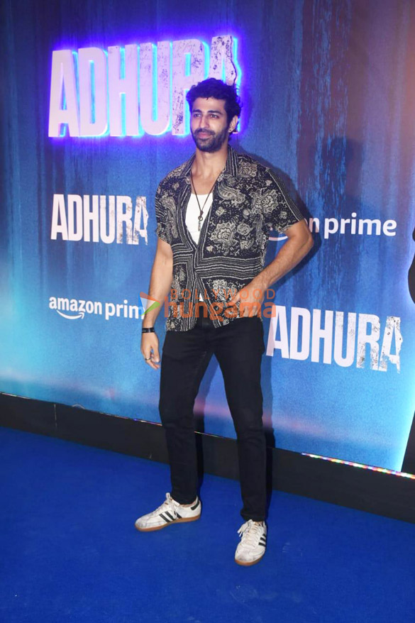 photos celebs grace the premiere of adhura 14
