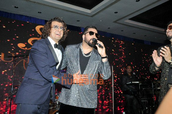 photos celebs snapped at sonu nigams 50th birthday celebrations at sahara star 21