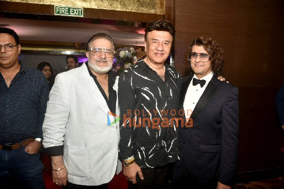 photos celebs snapped at sonu nigams 50th birthday celebrations at sahara star 26