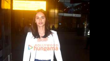 Photos: Manushi Chhillar, Rajkumar Hirani and others snapped at the airport