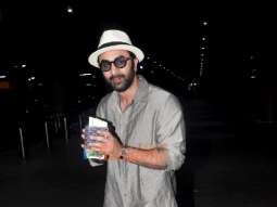 Photos: Ranbir Kapoor snapped at the airport