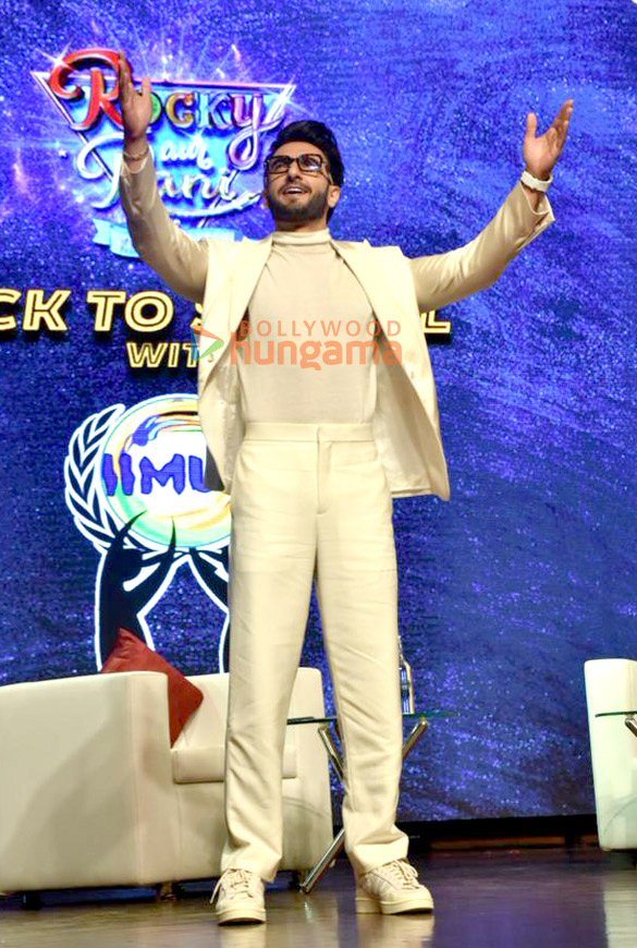 photos ranveer singh alia bhatt and karan johar attend i i m u ns back to school series event 4