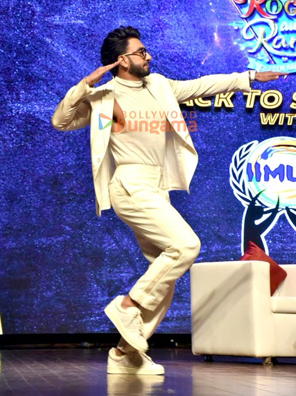 photos ranveer singh alia bhatt and karan johar attend i i m u ns back to school series event 7