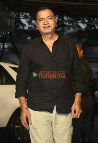 Photos: Sham Kaushal, Luv Sinha and Javed Akhtar snapped at PVR, Juhu