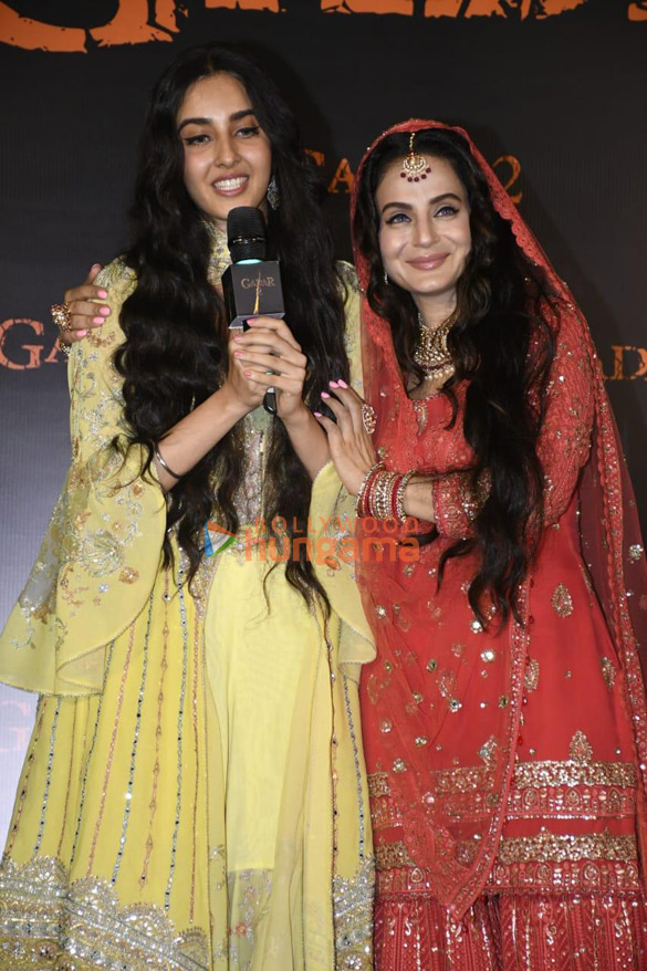 photos sunny deol ameesha patel and others grace the trailer launch of gadar 2 777 1
