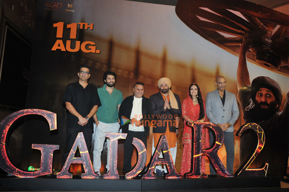 photos sunny deol ameesha patel and others grace the trailer launch of gadar 2 880