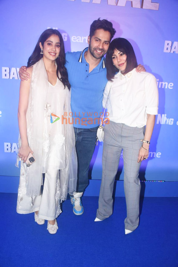 Photos: Varun Dhawan and Janhvi Kapoor meet media at press show of Bawaal Photos: Varun Dhawan and Janhvi Kapoor meet media at press show of Bawaal