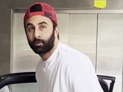 Ranbir Kapoor waves at paps as he gets clicked in the city