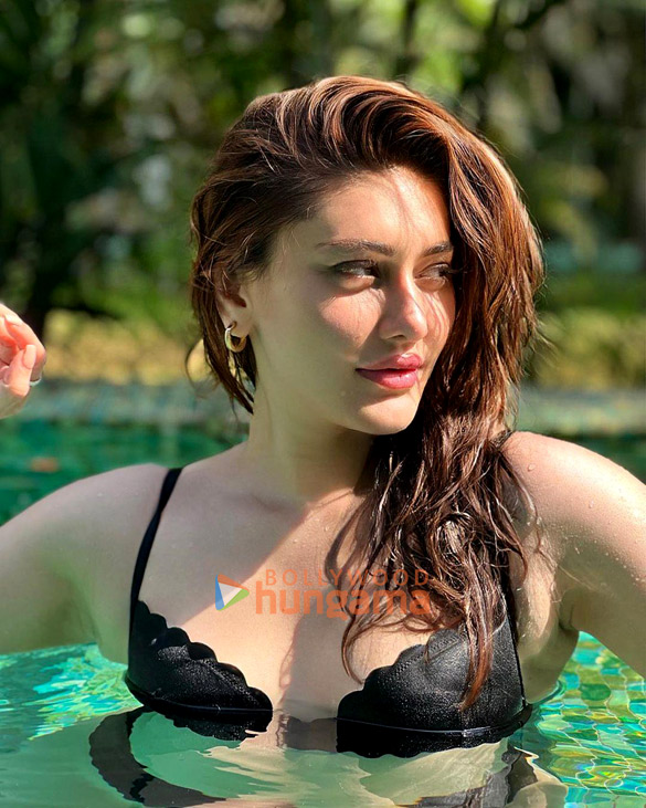 shefali jariwala 2 57