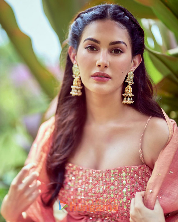 amyra dastur 1 58