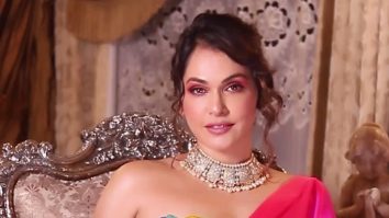 Elegant & Graceful! Isha Koppikar