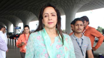 Hema Malini smiles for paps as she gets clicked at the airport