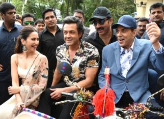 Kriti Kharbanda pens a heartfelt note for Dharmendra, Sunny Deol, Bobby Deol, and others on the anniversary of Yamla Pagla Deewana Phir Se