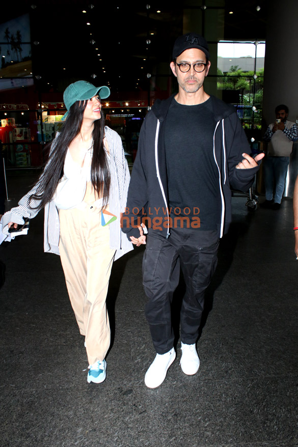 malaika arora varun dhawan kriti kharbanda and others snapped at the airport 12
