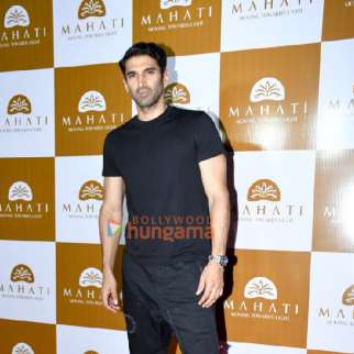 Photos: Aditya Roy Kapur, Manali Jagtap and others grace the red carpet of Mahati Wellness' event