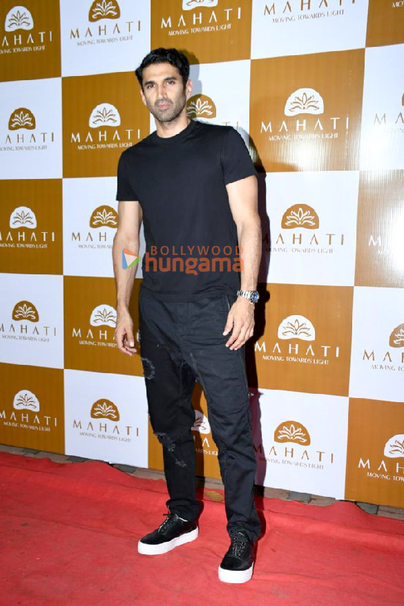 Photos: Aditya Roy Kapur, Manali Jagtap and others grace the red carpet of Mahati Wellness’ event Photos: Aditya Roy Kapur, Manali Jagtap and others grace the red carpet of Mahati Wellness’ event