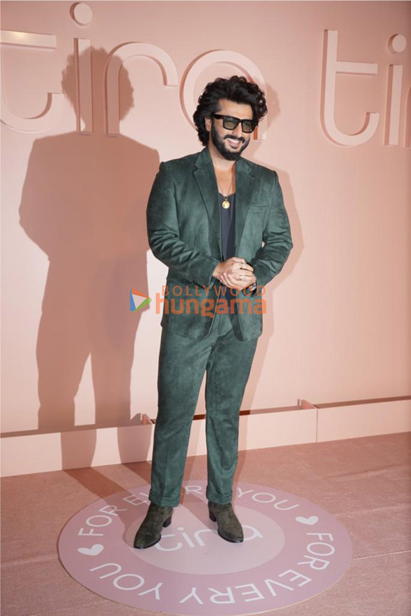 photos arjun kapoor and orhan awatramani grace the launch of tira beautys first campaign 5