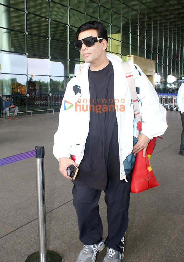 photos bhumi pednekar sherlyn chopra janhvi kapoor and others snapped at the airport 4