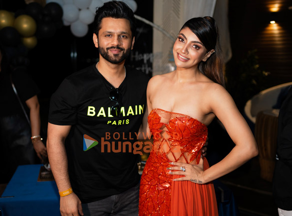 photos celebs attend akanksha puris birthday bash 9