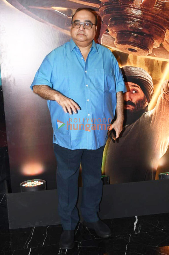 photos celebs attend gadar 2 success bash 10