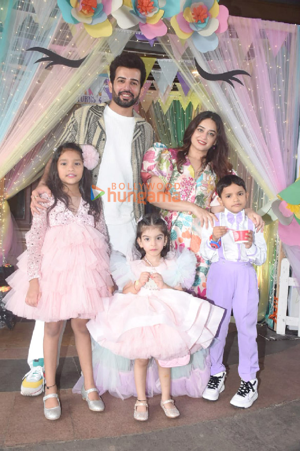 photos celebs attend the birthday bash of jay bhanushali and mahhi vijs daughter tara bhanushali 1