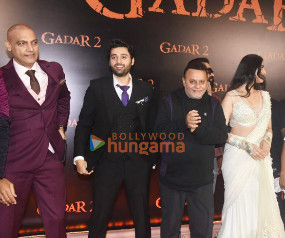 photos celebs grace the premiere of gadar 2 009