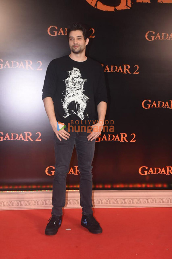 photos celebs grace the premiere of gadar 2 8