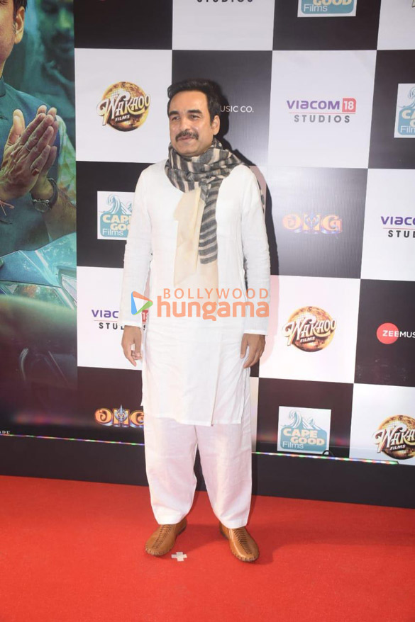 photos celebs grace the premiere of omg 2 24 3