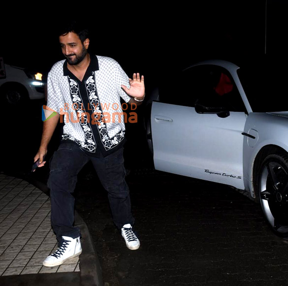 photos celebs snapped at bastian in worli 6 2
