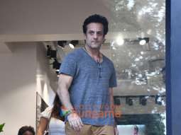 Photos: Fardeen Khan snapped with his family in Bandra