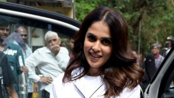 Photos: Genelia D’Souza snapped in Bandra