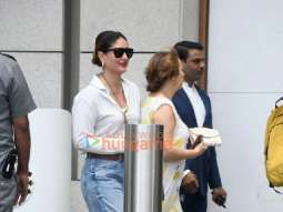 Photos: Kareena Kapoor Khan spotted in BKC