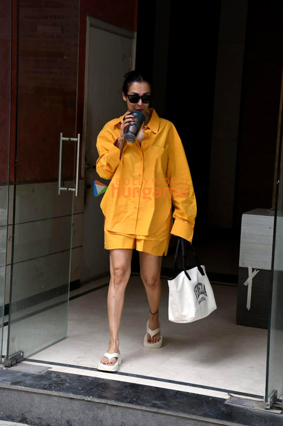 photos malaika arora spotted at a clinic 4