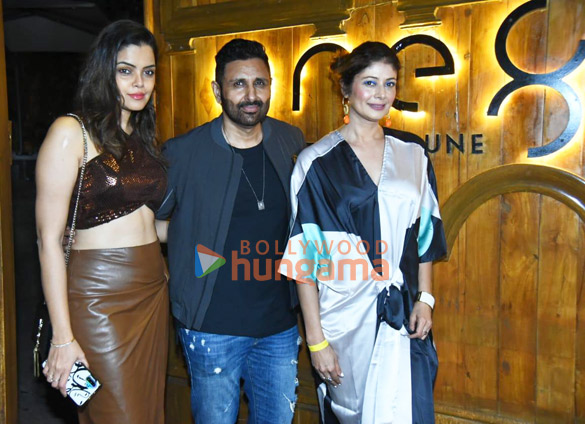 photos parvin dabas preeti jhangiani and pooja batra snapped at one8 commune in juhu 4