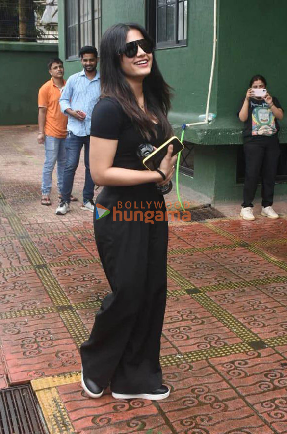photos rashmika mandanna snapped in andheri 3 2
