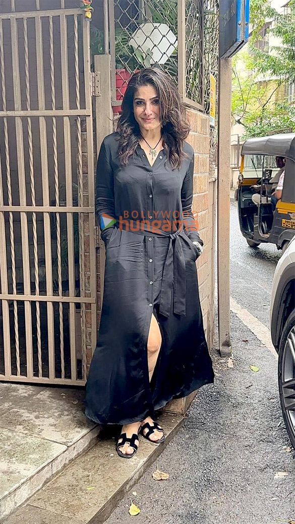 photos raveena tandon snapped outside a dubbing studio in bandra 2